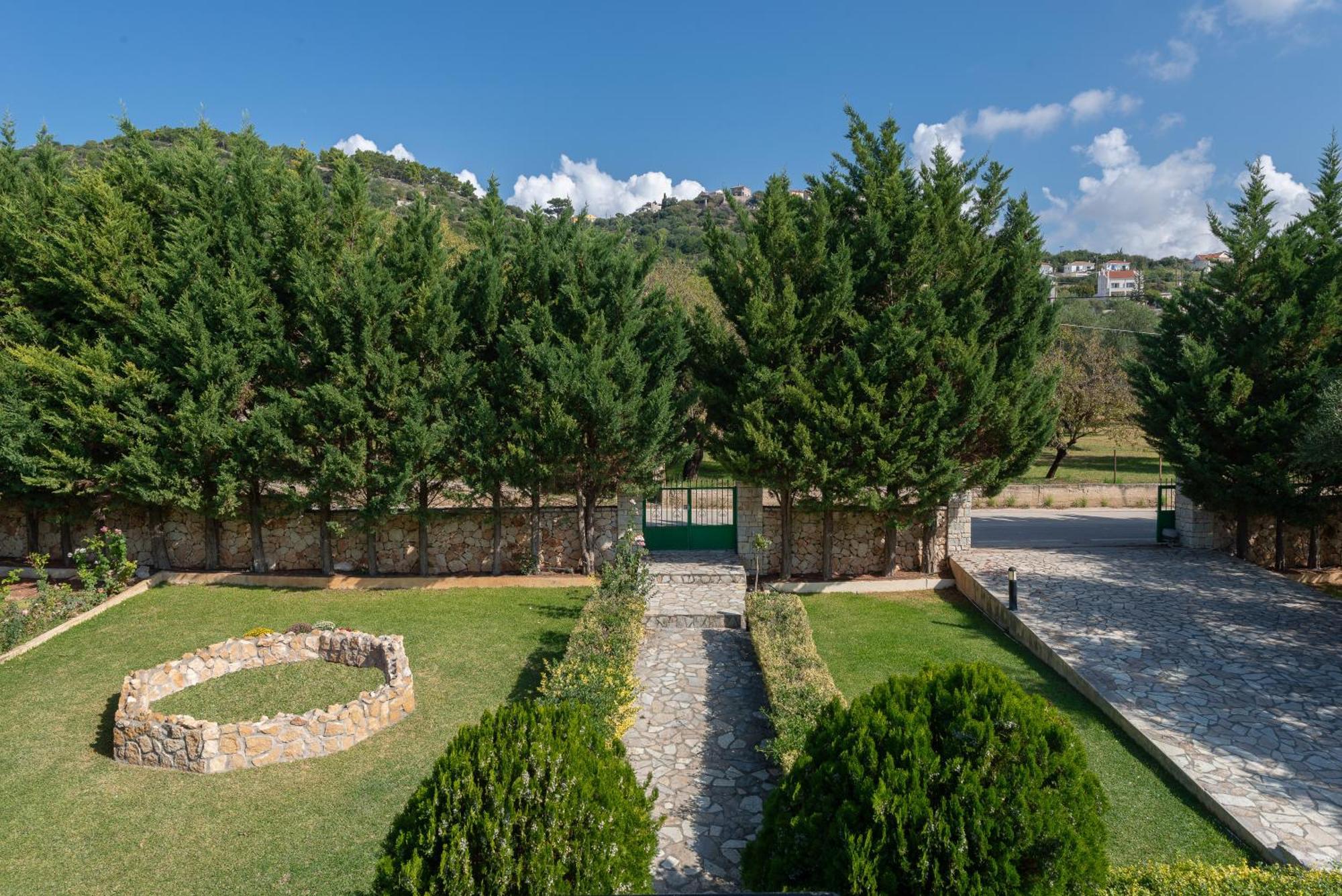 Vista Verde Studios & Apartments Svoronata Dış mekan fotoğraf