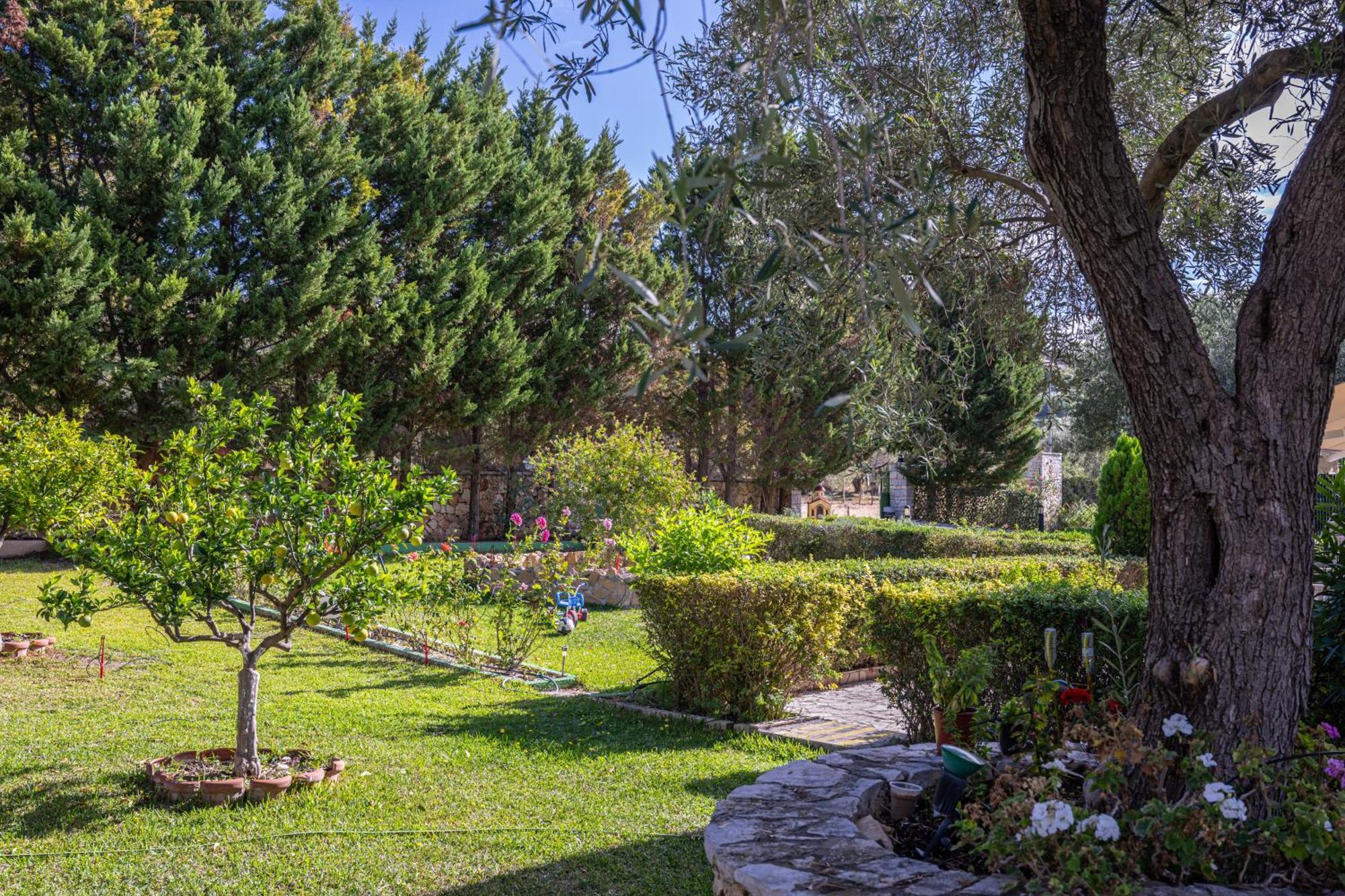 Vista Verde Studios & Apartments Svoronata Dış mekan fotoğraf