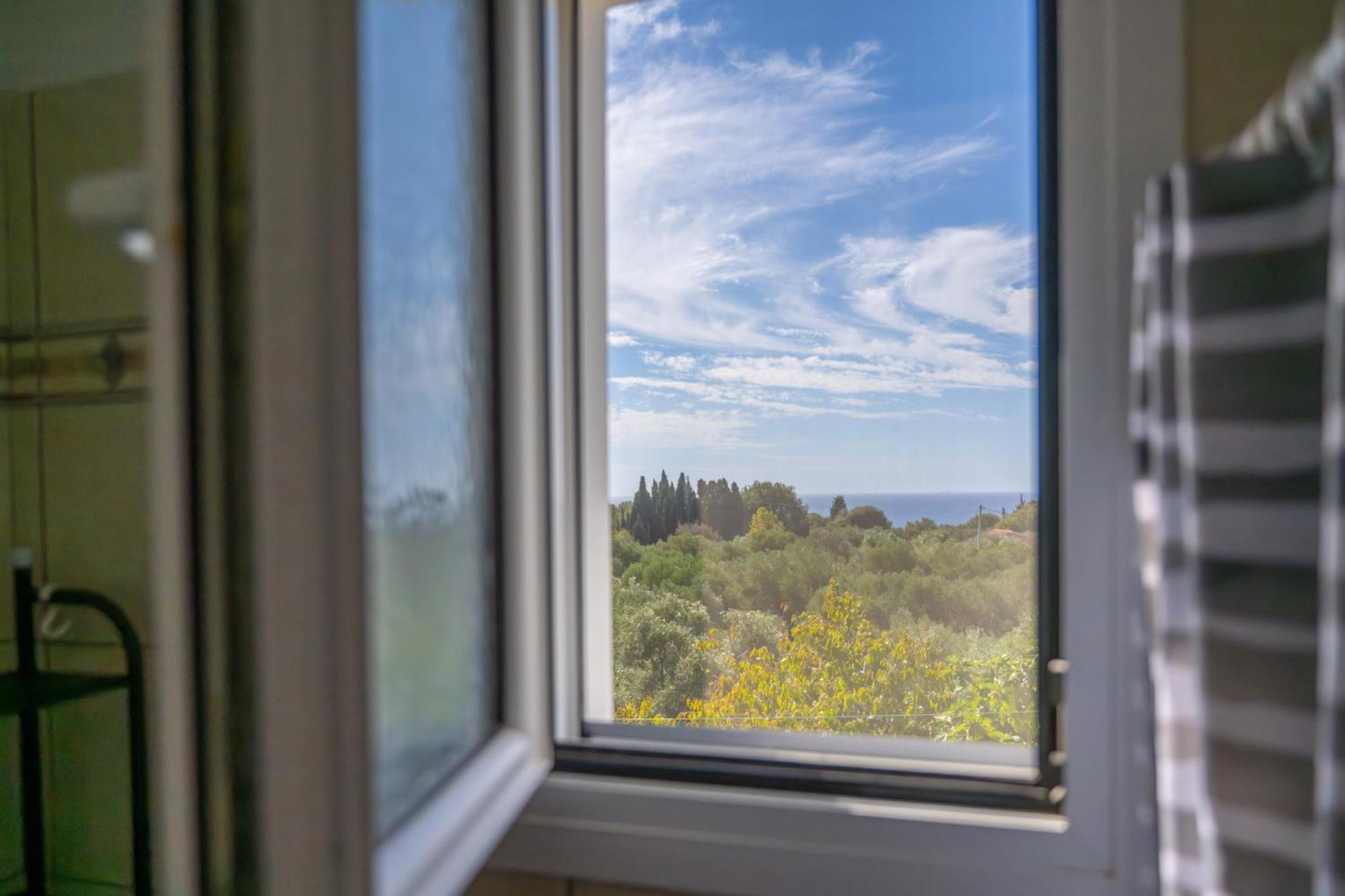 Vista Verde Studios & Apartments Svoronata Dış mekan fotoğraf
